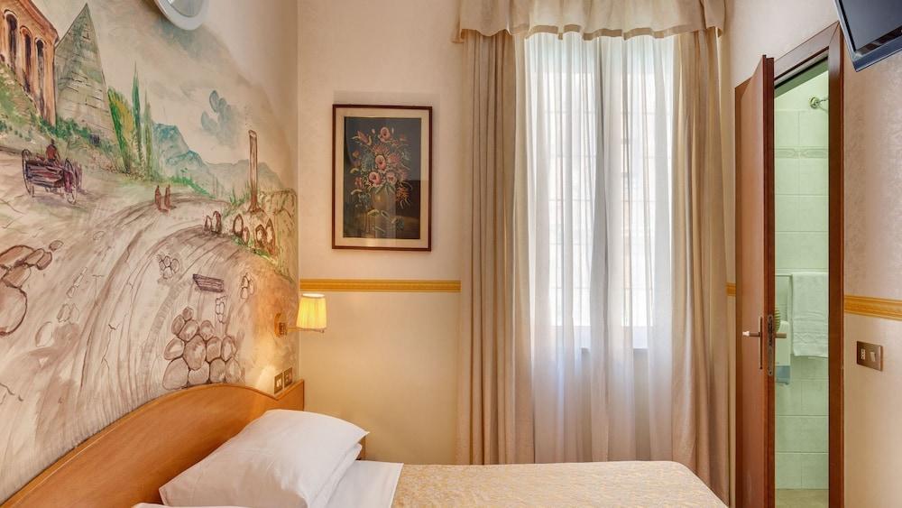 רומא Hotel Resi מראה חיצוני תמונה