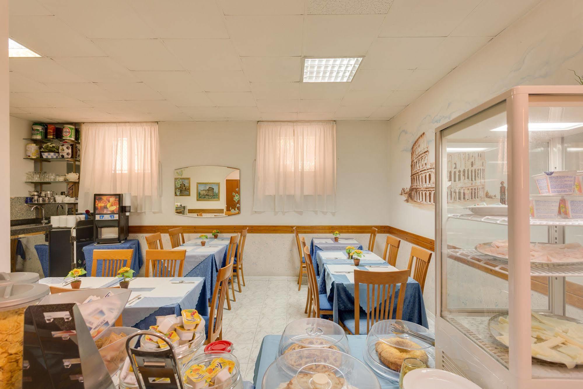 רומא Hotel Resi מראה חיצוני תמונה