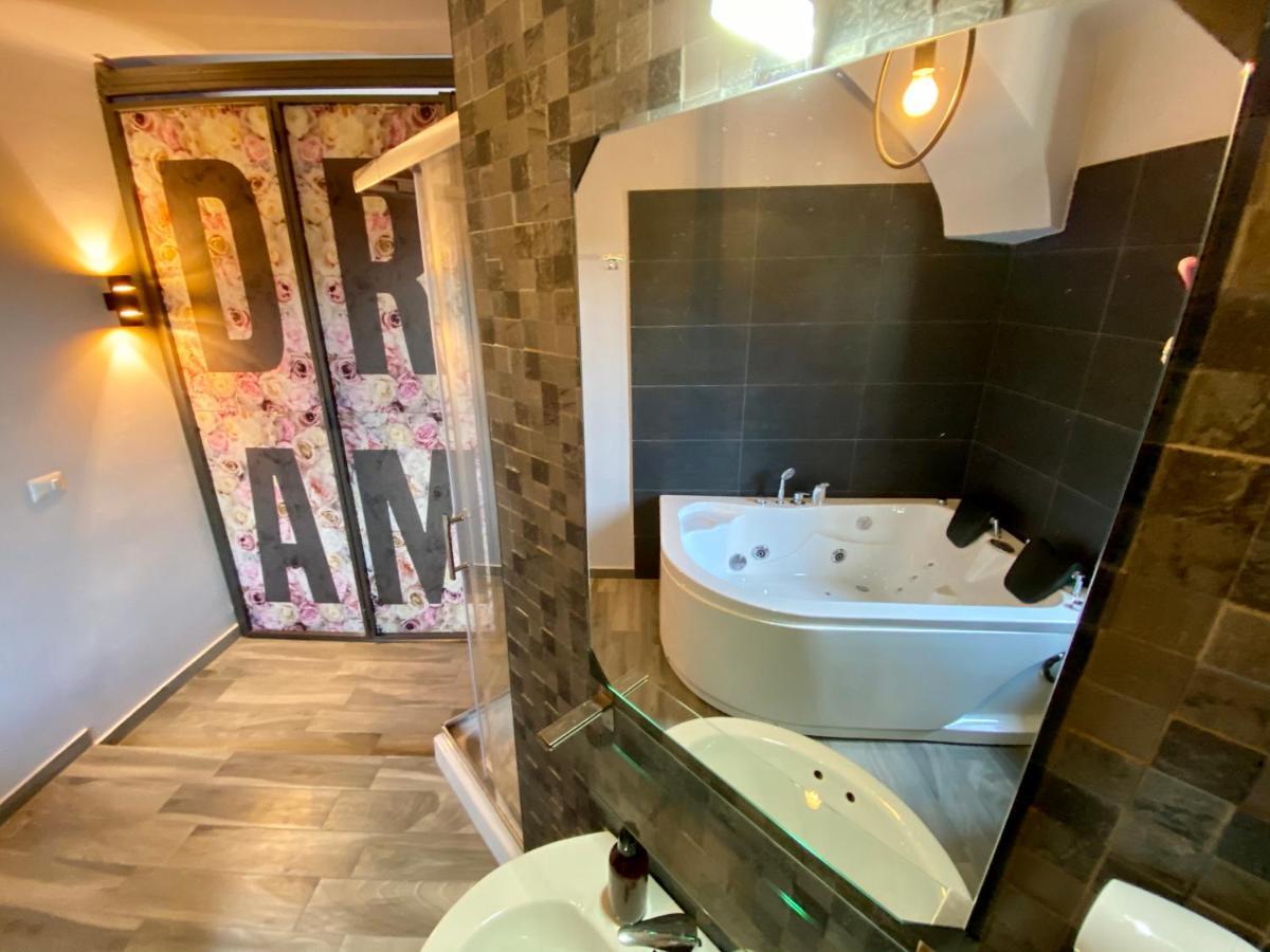 רומא Hotel Resi מראה חיצוני תמונה